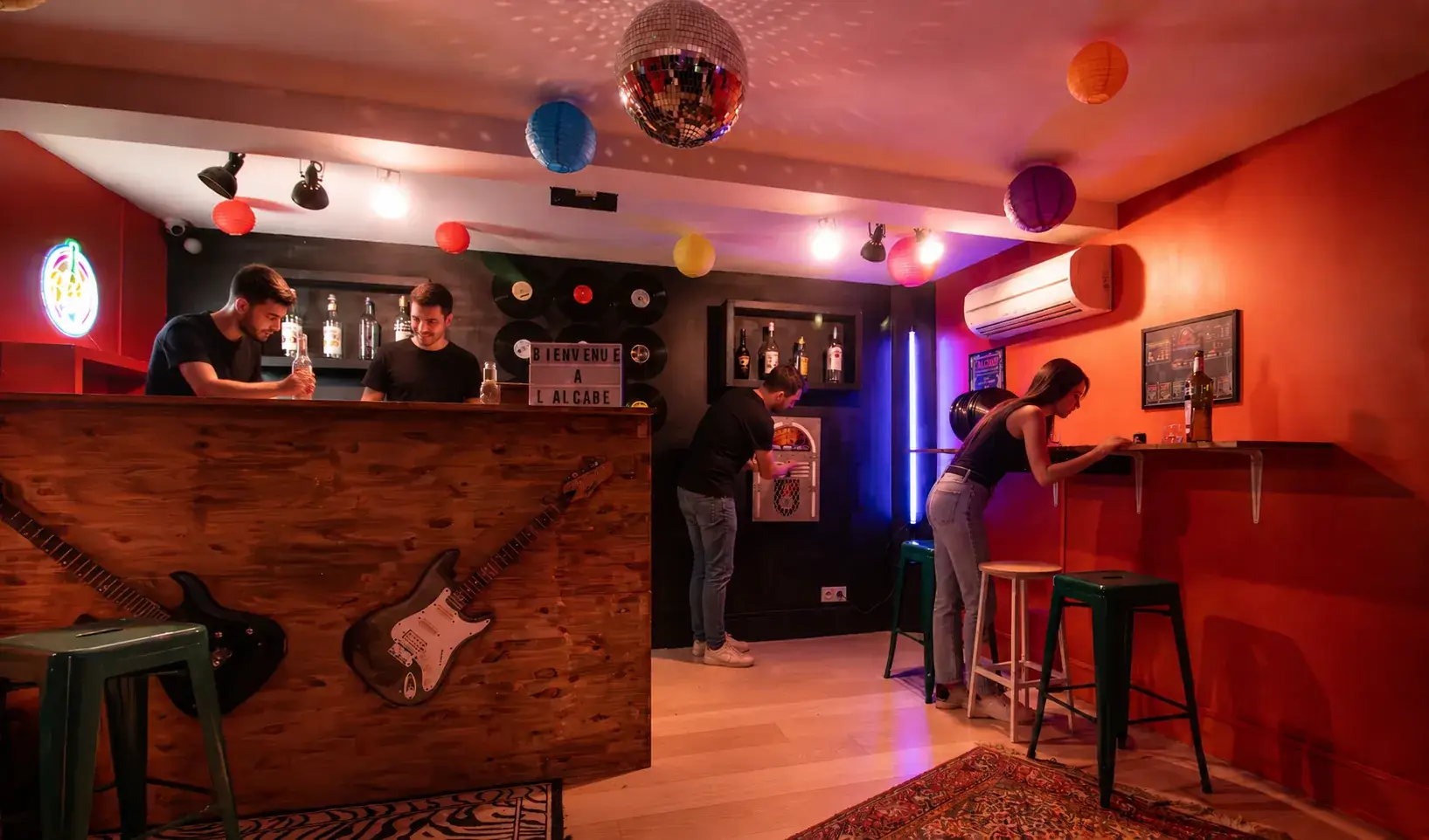 Salle d'escape game « Very Bad Show » à Deauville